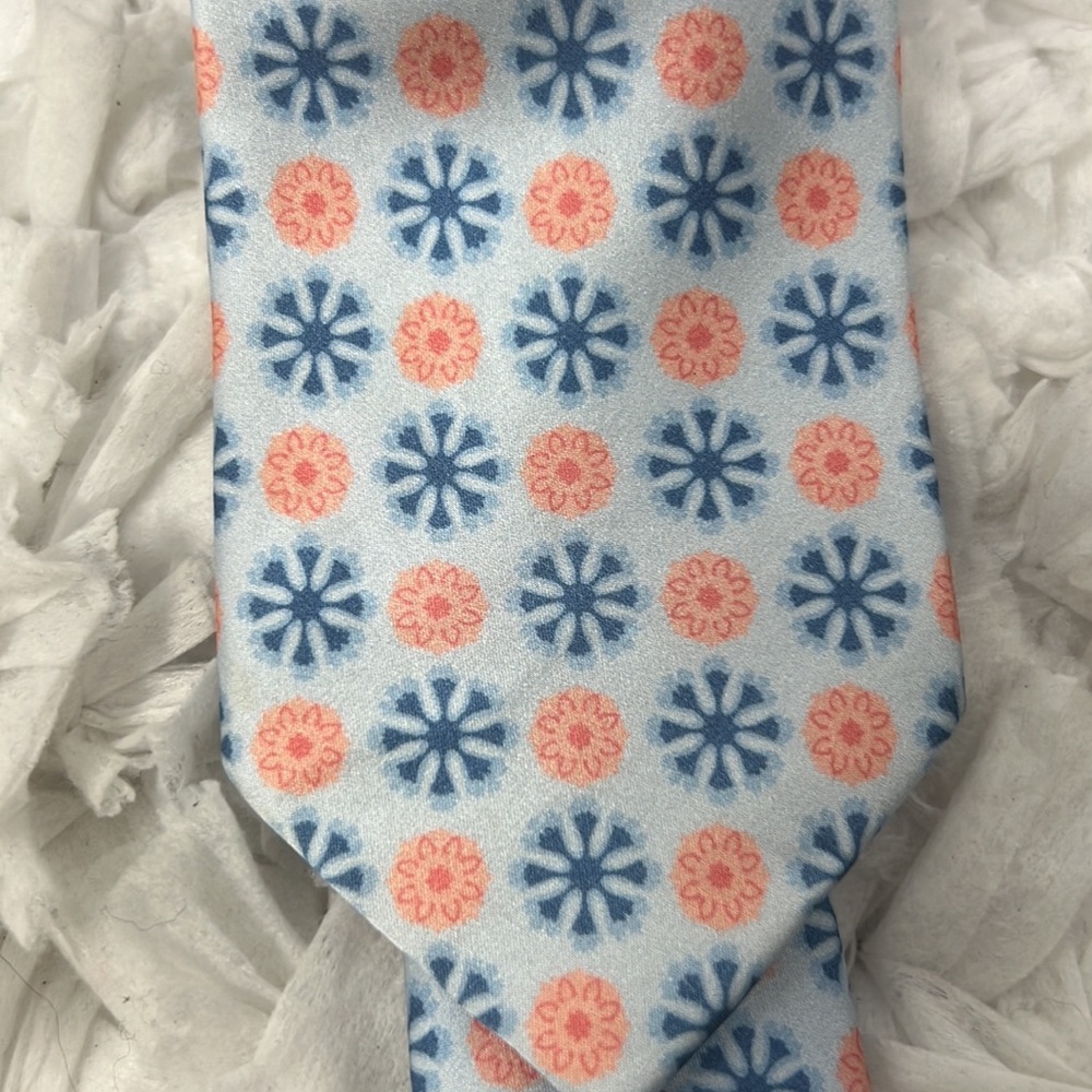 italo ferretti Silk tie Men’s Size 3” W 58” L Approx Geometric Made In Italy